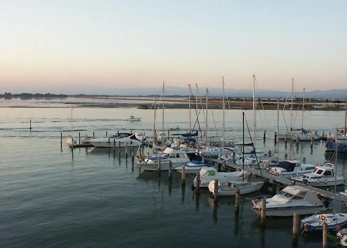 Costa Azzurra アパート グラード